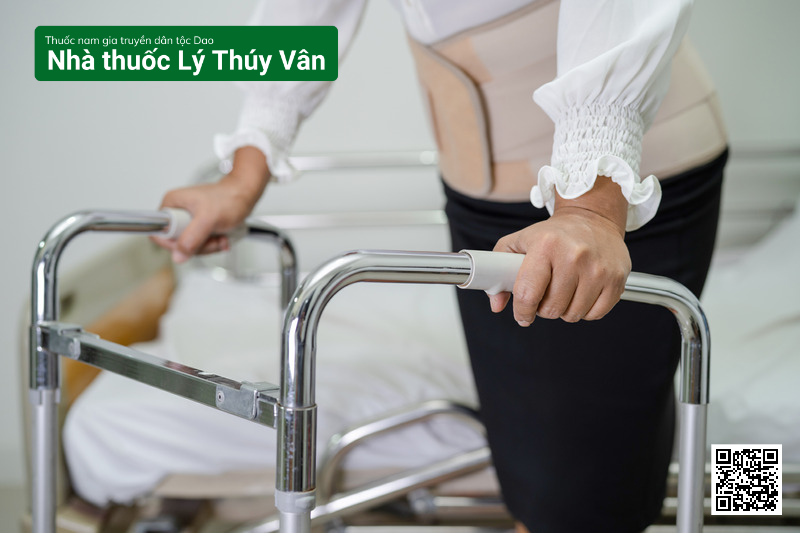 chấn thương vùng cột sống thắt lưng